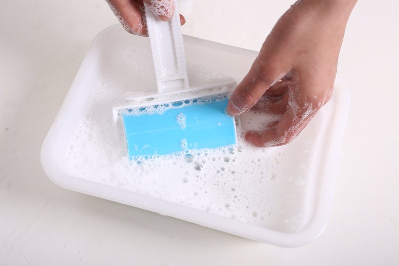 iLifeTech Reusable Sticky Picker Set Cleaner Lint Roller Pet Hair Remover Brush, Blue 8 inch Large Size + Pocket Size - Image 2